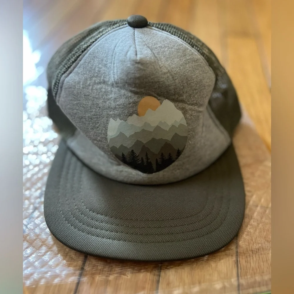 Tommy Bahama snapback Trucker Hat Baseball Cap Mesh Mountains Sunrise Trees - Picture 5 of 6